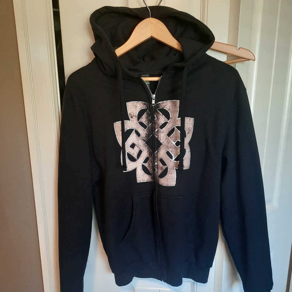 Size small unisex hoodie BREAKING BENJAMIN concert hoodie